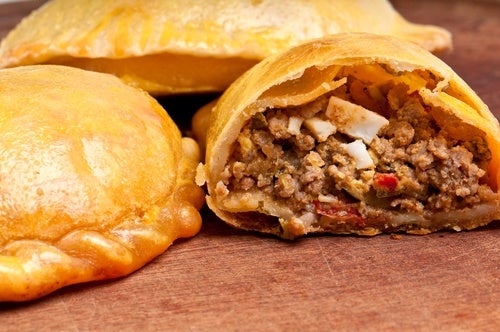 MÁQUINA MOLDE PARA EMPANADAS 2 EN 1 👌